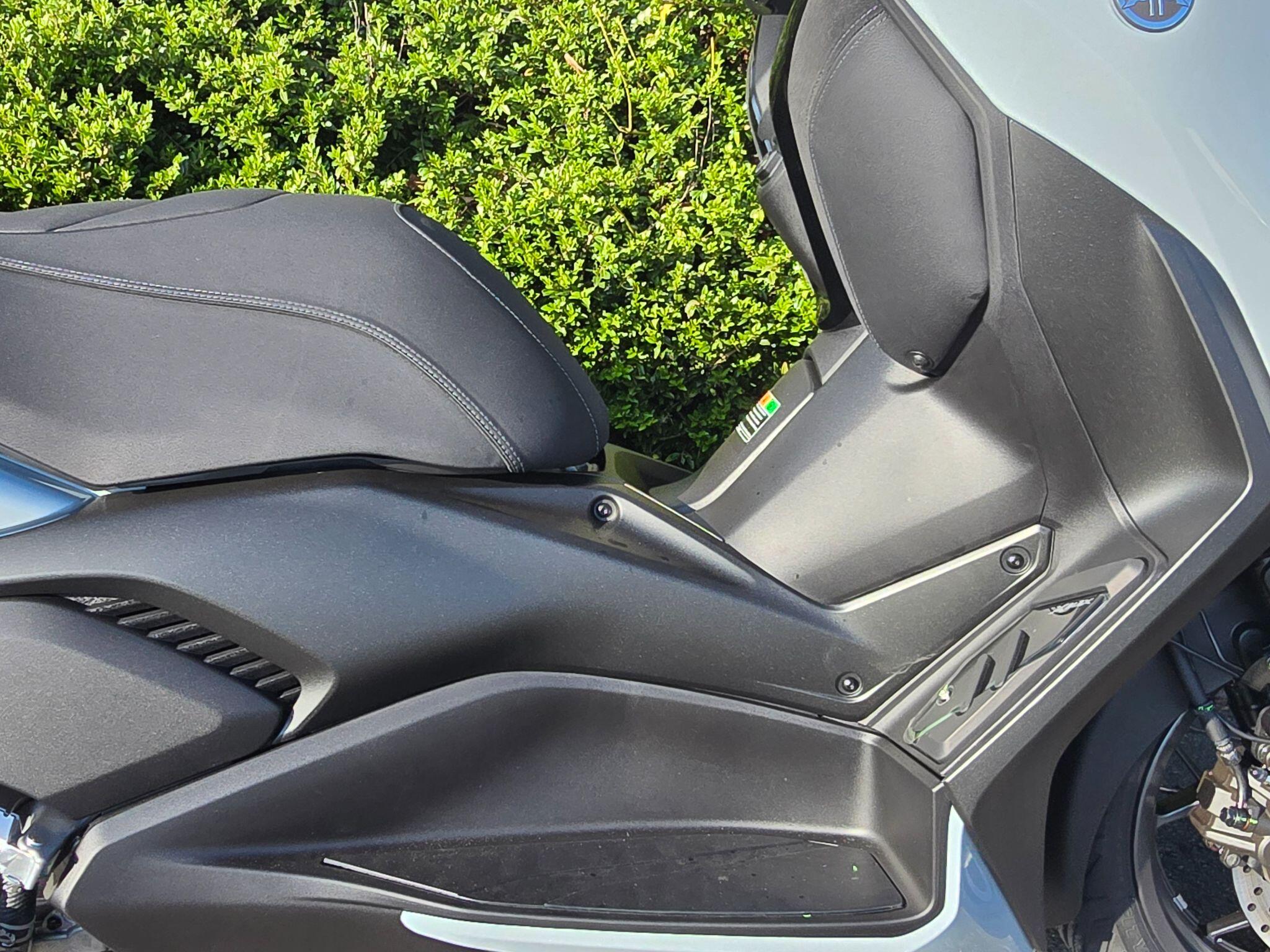 2026 Yamaha 300 TECH MAX CVT V-Belt Euro 5